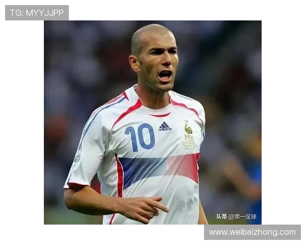 不努力的足球明星如何在赛场上依然闪耀光芒的背后故事